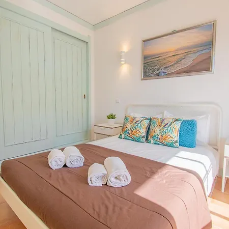 Beachfront Holiday home *